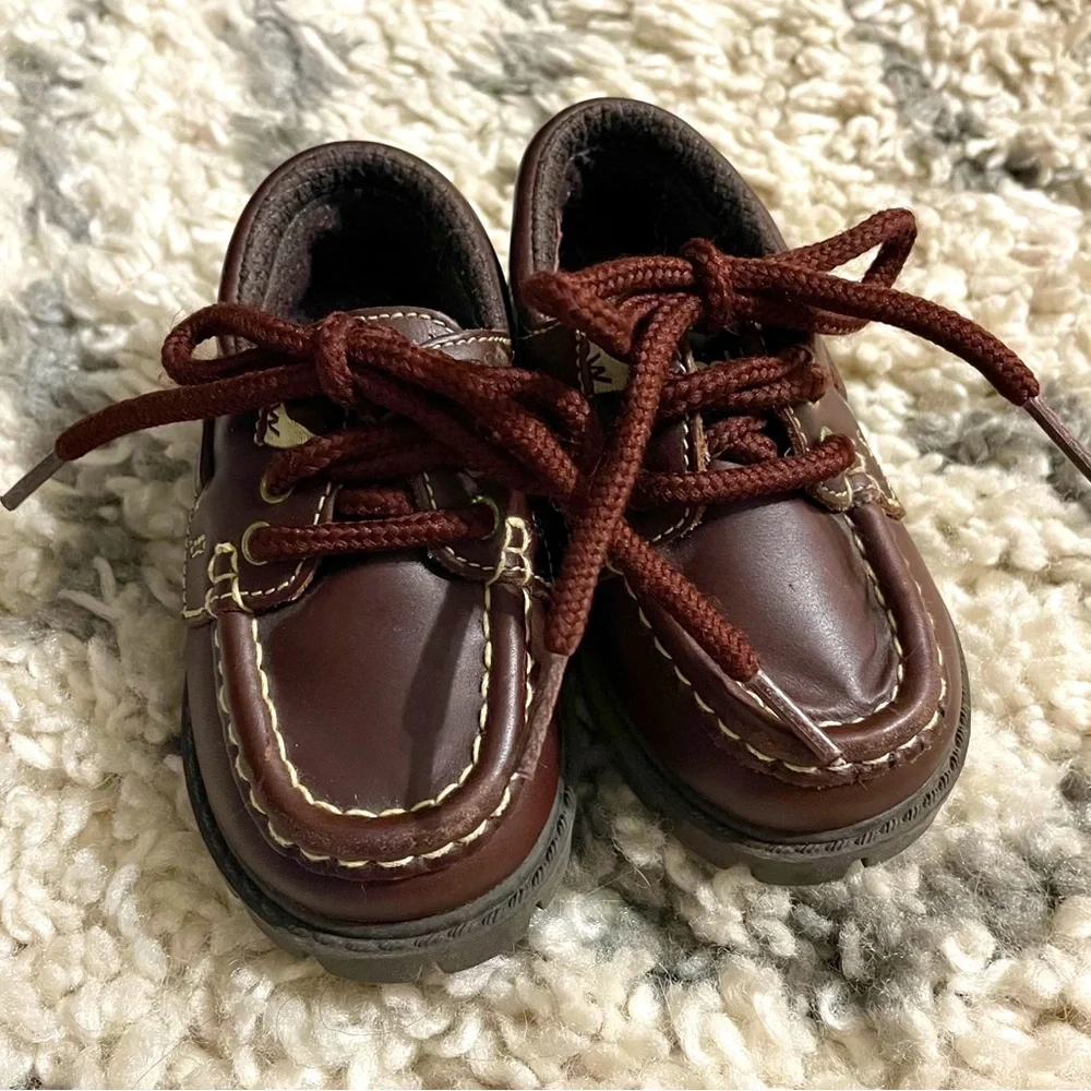 \Weebok\ by Reebok Baby Dress Shoes